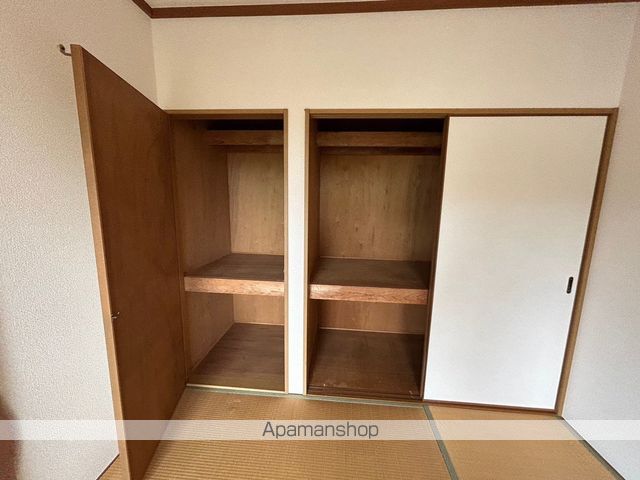 フローラ花山手Aの内装写真