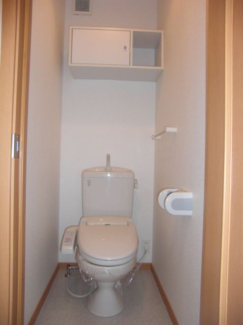 トイレ　あなただけの個室空間