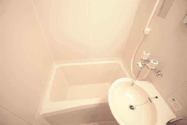 バス・シャワールーム　バス(202)