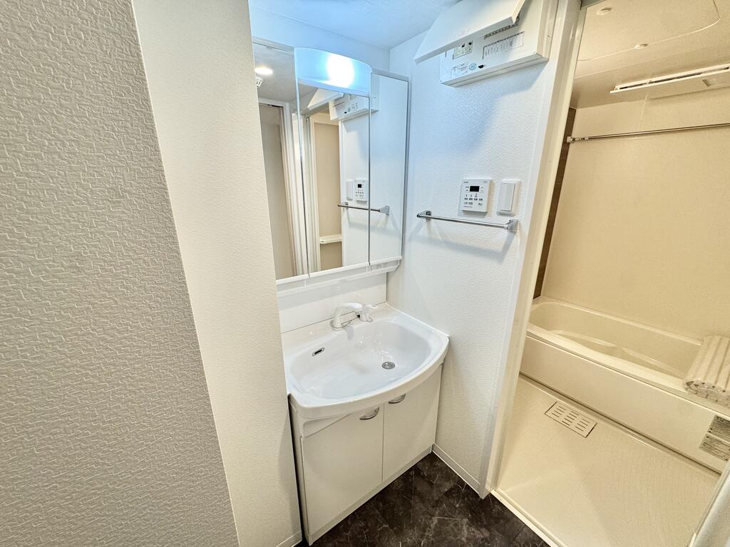 洗面設備　モデルルームの写真です。