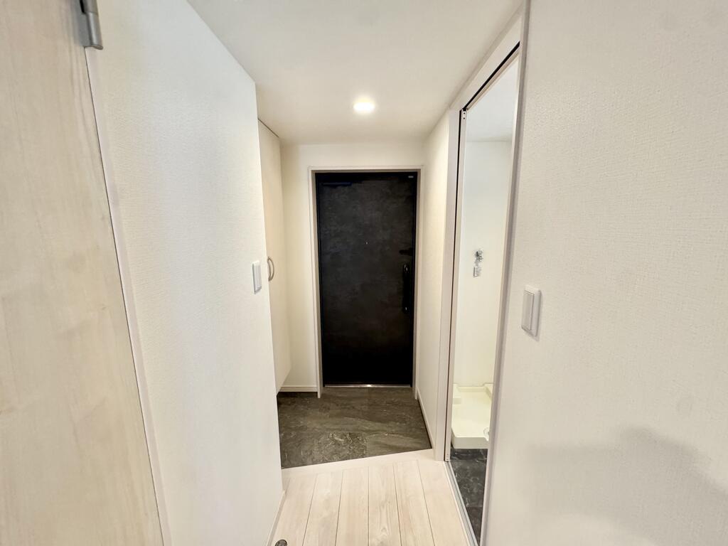 玄関　モデルルームの写真です。