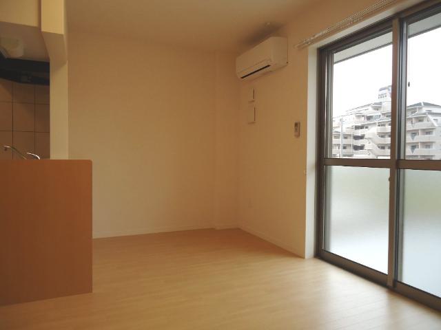 居室・リビング　リビング