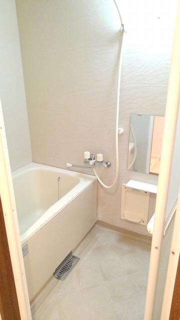 バス・シャワールーム　バスルーム