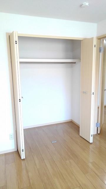 セキュリティ　収納