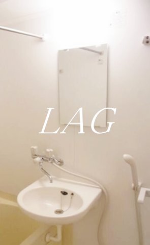 洗面設備　洗面台です。