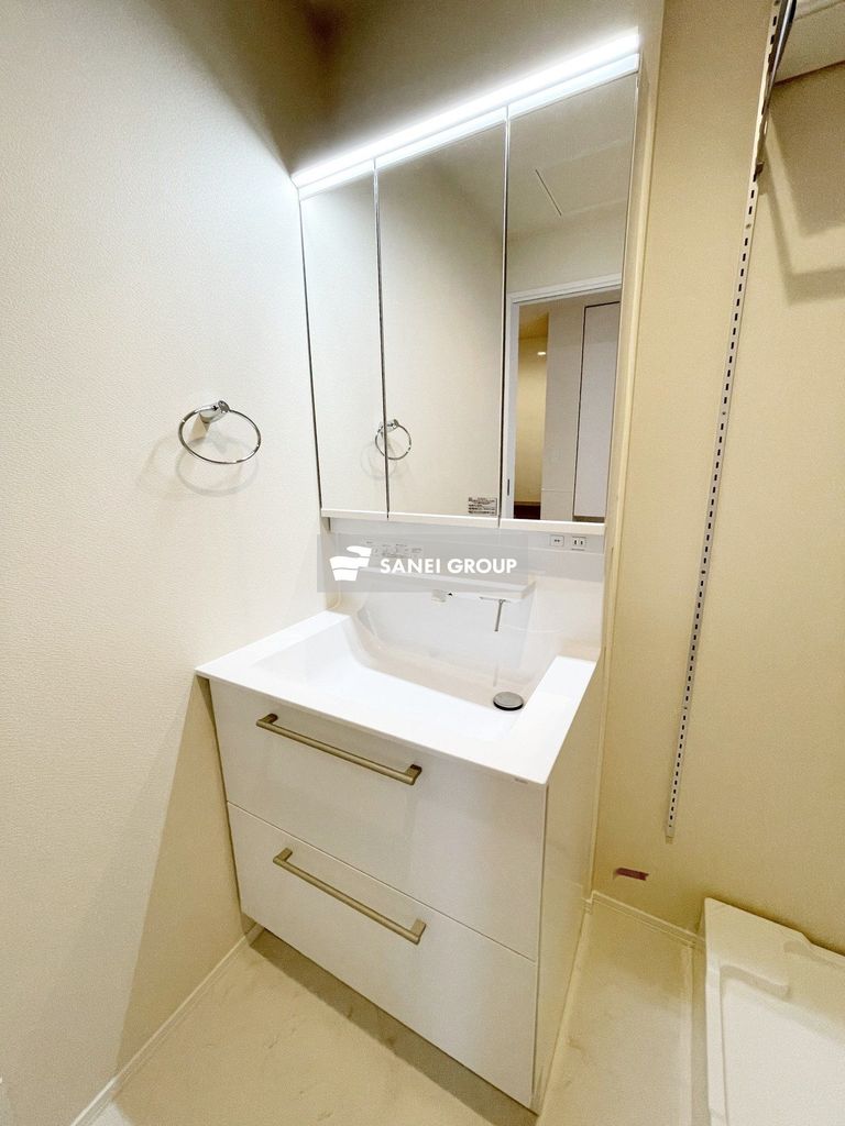 洗面設備　同仕様