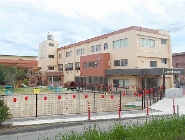 幼稚園・保育園　いづみ中央幼稚園（幼稚園・保育園）まで700m