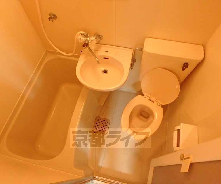 トイレ　機能的なユニットタイプです