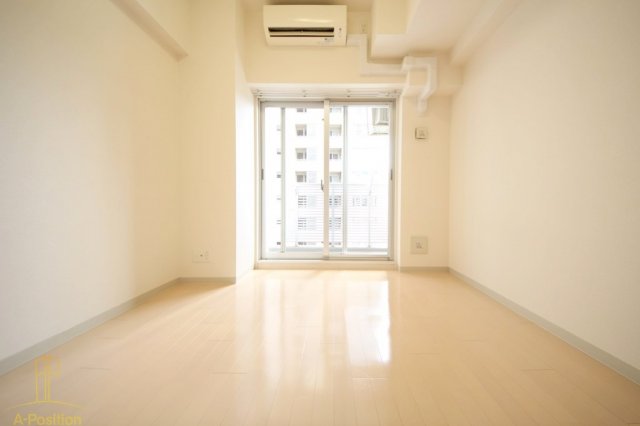 居室・リビング　エステムプラザ大手前エヴァース