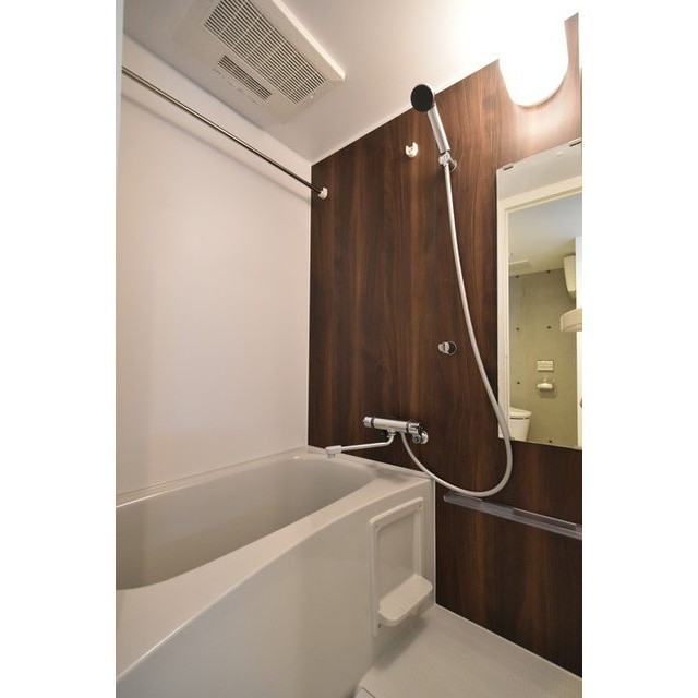 バス・シャワールーム　バス