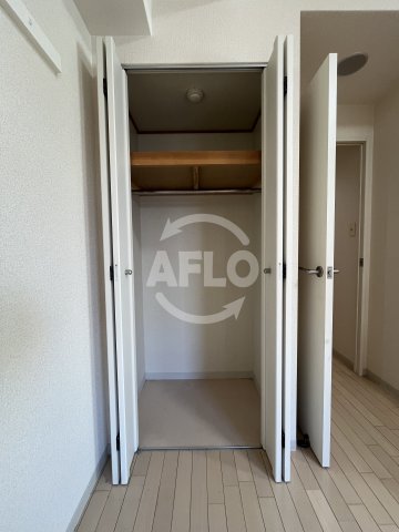 収納　アーバネス淀川　クローゼット