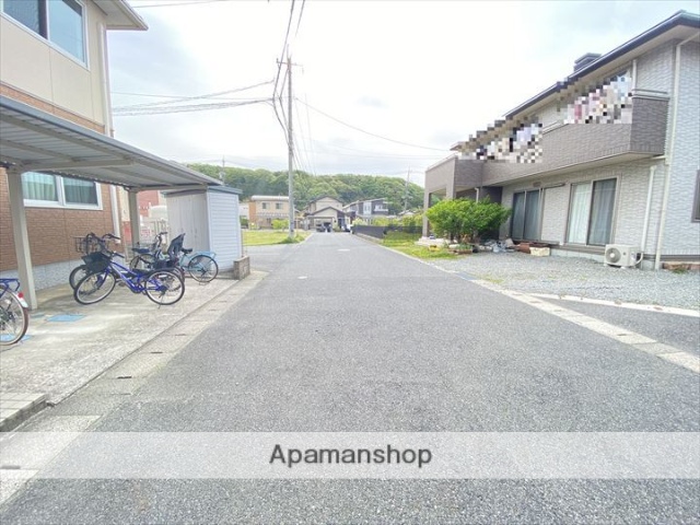 その他　前面道路（その他）まで0m