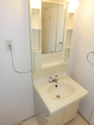 洗面設備　独立洗面化粧台