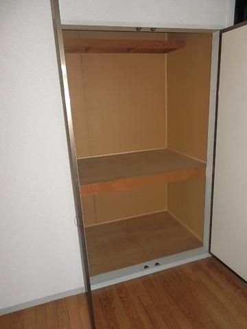 収納　クローゼット完備