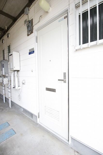 玄関　★玄関ドアの様子★