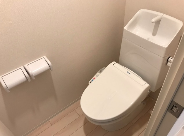 トイレ　トイレもきれいです