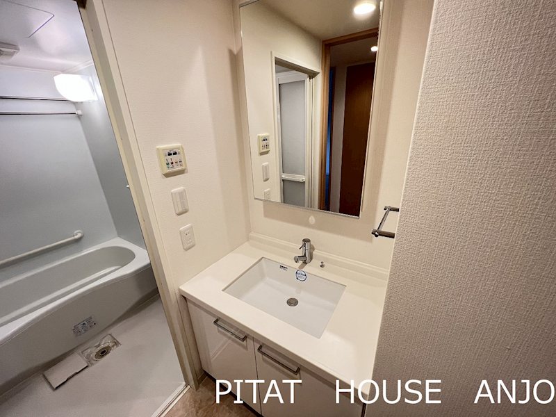 洗面設備　参考写真