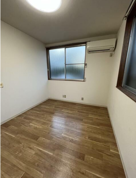 居室・リビング　居室を別角度から