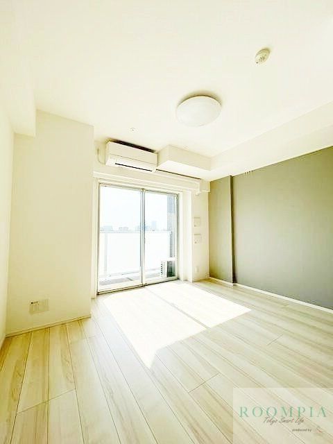 居室・リビング　同タイプの別のお部屋です。