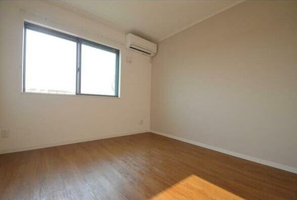 居室・リビング　使いやすい形の為、レイアウトを楽しめます♪