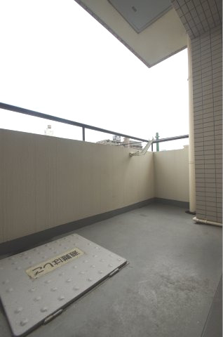 バルコニー　「バルコニー」