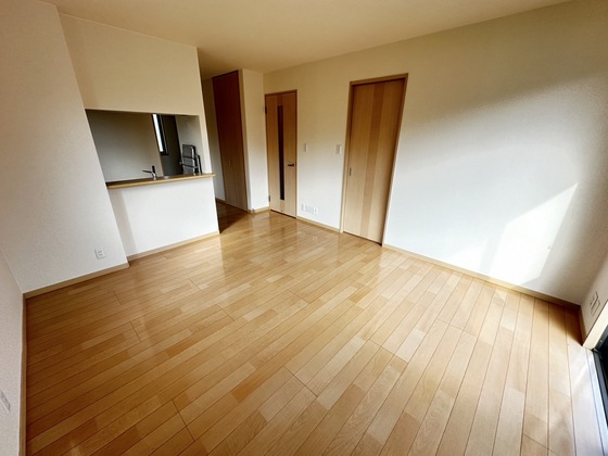 居室・リビング　※別部屋の写真です