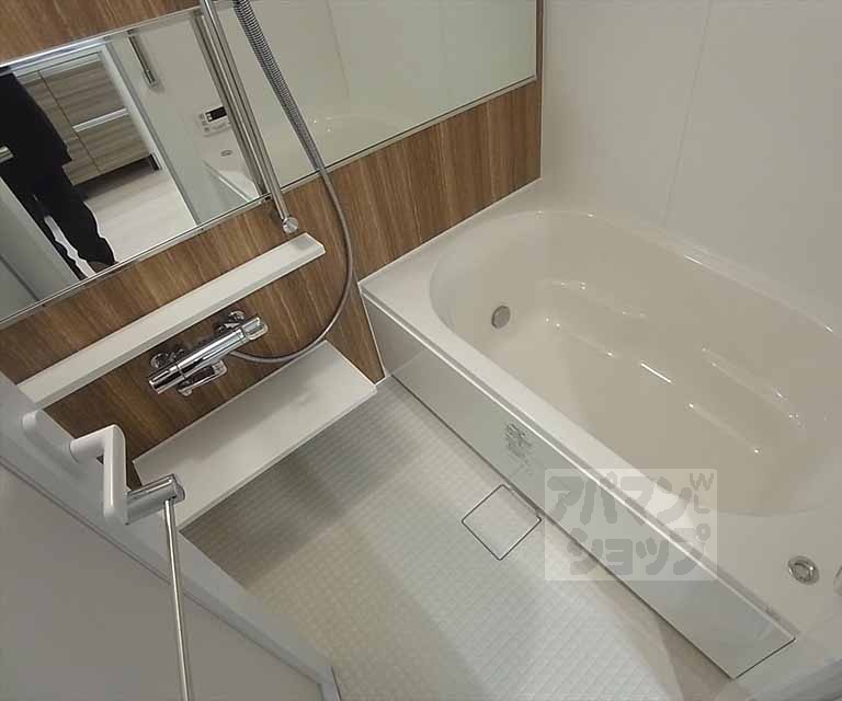 バス・シャワールーム　追炊き機能付きバス