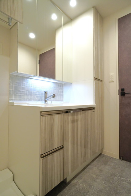 洗面設備　※写真は同タイプ住戸です。