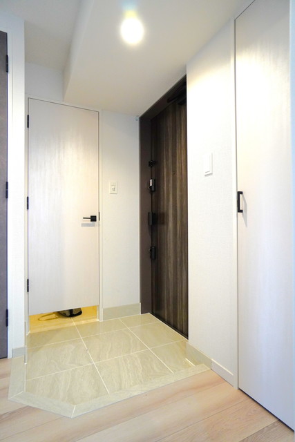 玄関　※写真は同タイプ住戸です。