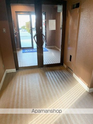 ロビー　ロビー