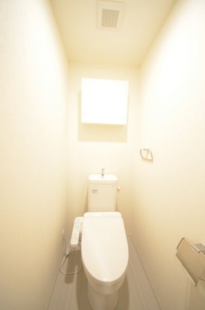 トイレ　同仕様イメージ