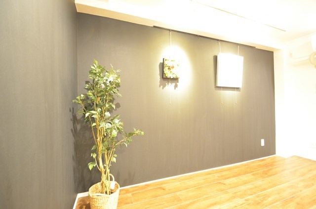 その他部屋・スペース　観葉植物・ポスターはつきません