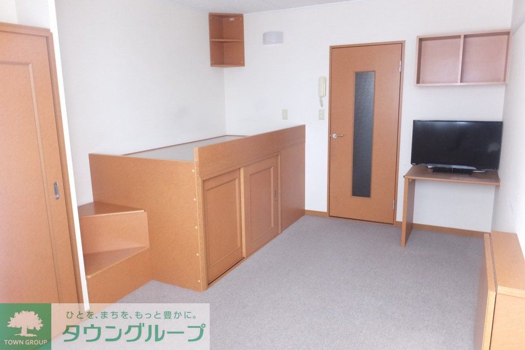 居室・リビング　大型家電設置済みのお部屋です。