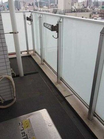 バルコニー　別タイプ部屋　参考写真です