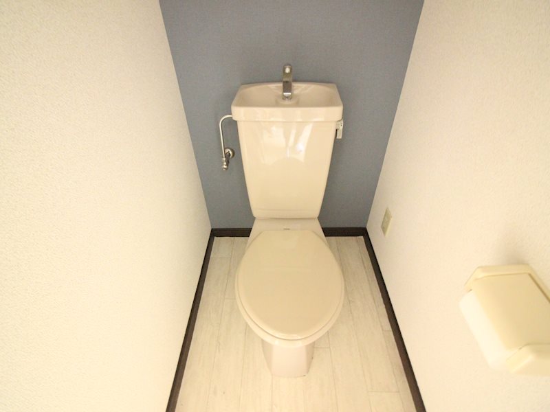 トイレ　別号室イメージ