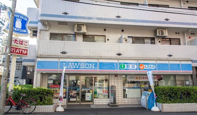 コンビニ　ローソン　目黒東山店（コンビニ）まで320m