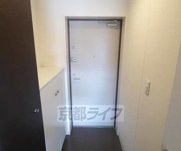 玄関　玄関です。