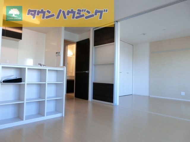 居室・リビング　エアコン完備のＬＤＫ