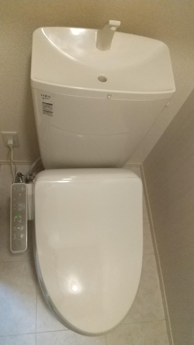 トイレ　※写真は類似です。他号室の写真になります