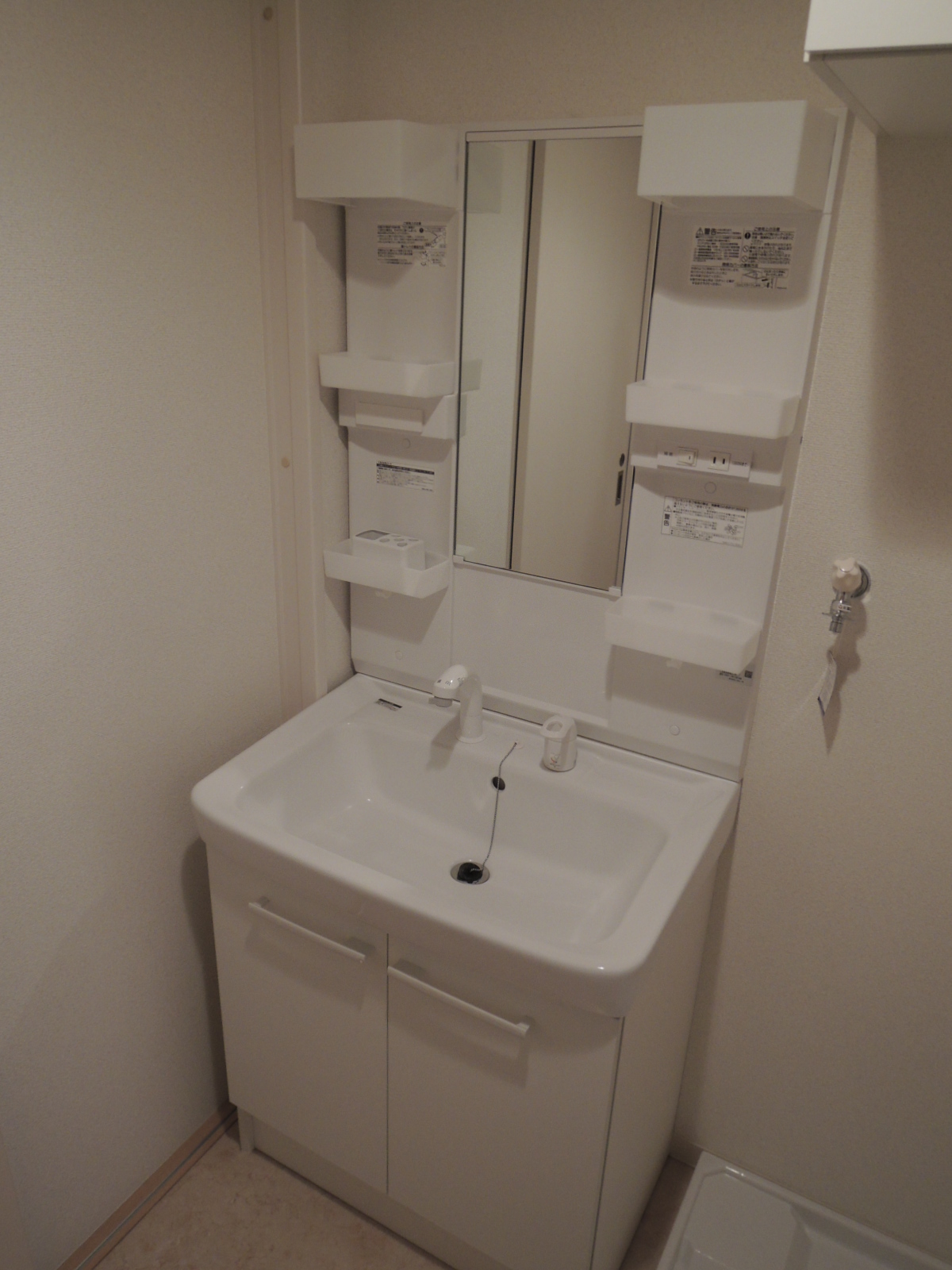 洗面設備　シャンプードレッサー