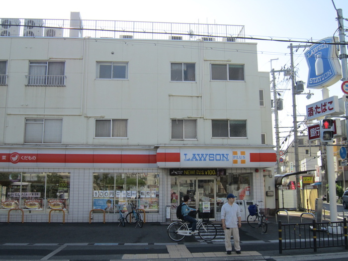 コンビニ　ローソン（コンビニ）まで27m