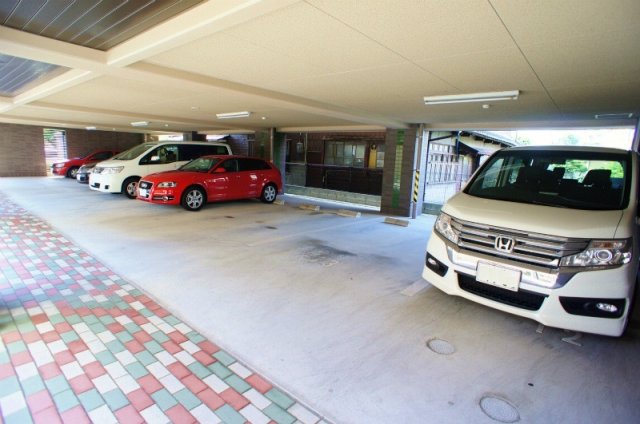 駐車場　駐車場です