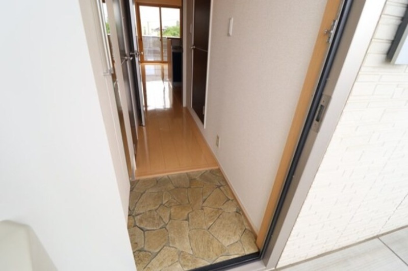 玄関　図面と現状に相違がある場合には現状を優先