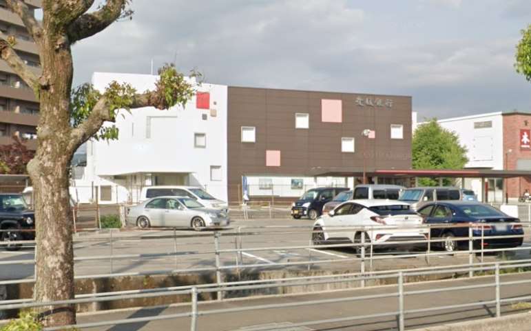 銀行　愛媛銀行新居浜支店（銀行）まで446m