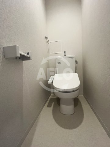 トイレ　アルカンシェルコート緑橋　トイレ