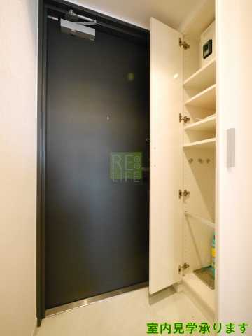 玄関　パークキューブ四谷三丁目