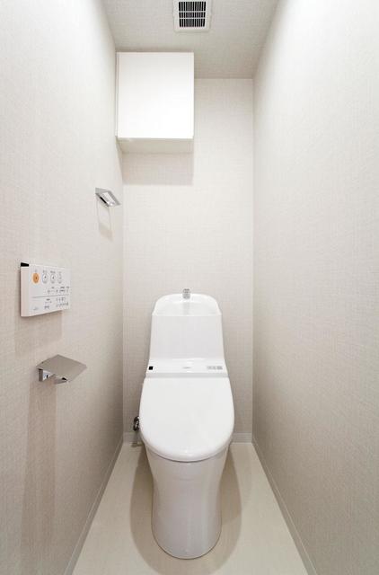 トイレ　※写真は同タイプ住戸です。