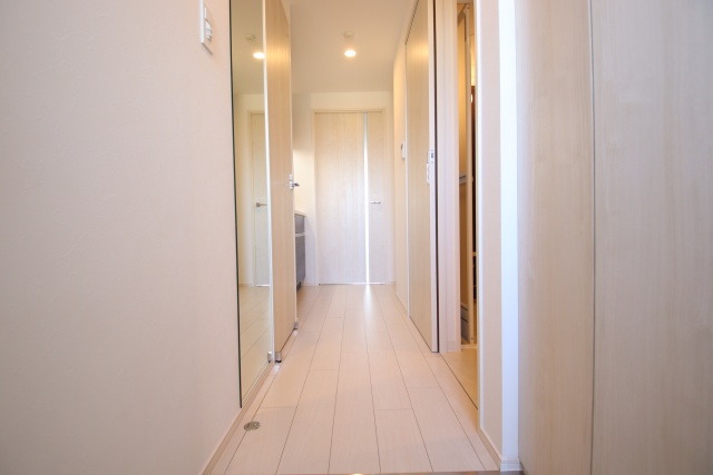 玄関　※別室の参考写真の為、現況優先です。