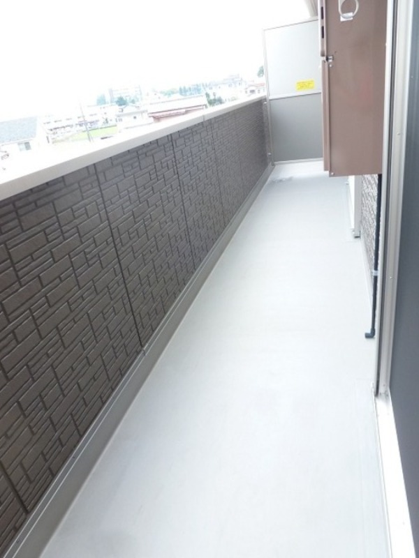 バルコニー　図面と現状に相違がある場合には現状を優先