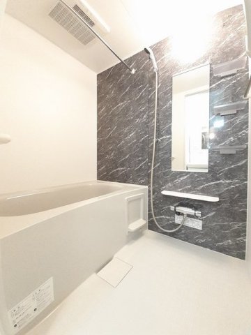 バス・シャワールーム　きれいなお風呂です